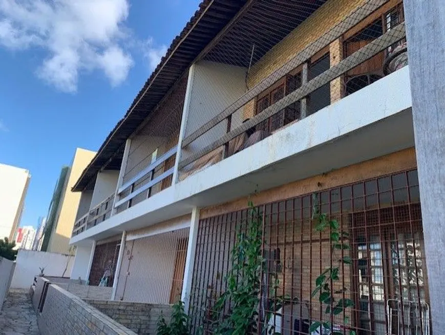 Foto 1 de Casa com 3 Quartos à venda, 240m² em Bessa, João Pessoa