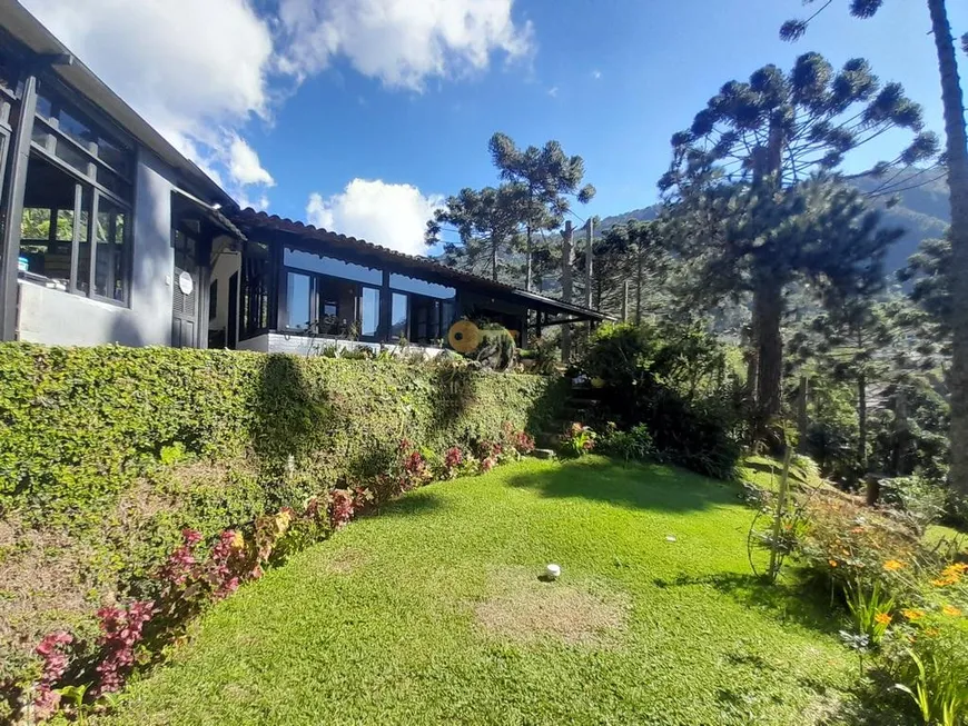 Foto 1 de Fazenda/Sítio com 5 Quartos à venda, 8920m² em Cascata dos Amores, Teresópolis