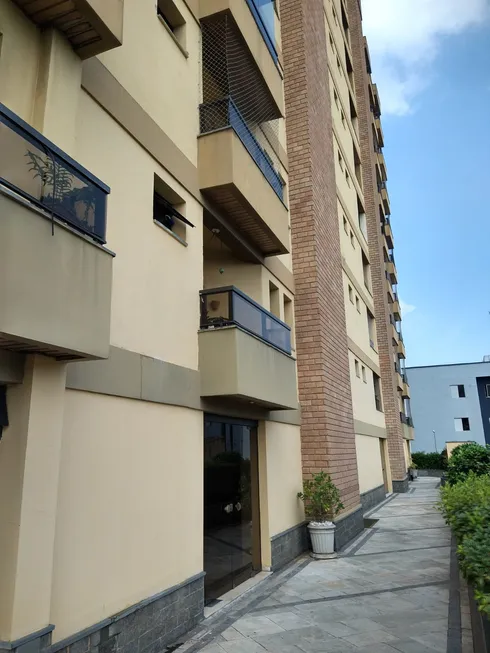 Foto 1 de Apartamento com 3 Quartos à venda, 132m² em Vila Galvão, Guarulhos