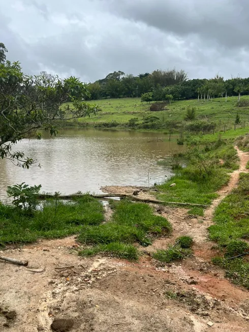 Foto 1 de Lote/Terreno à venda, 1000m² em Centro, Guararema