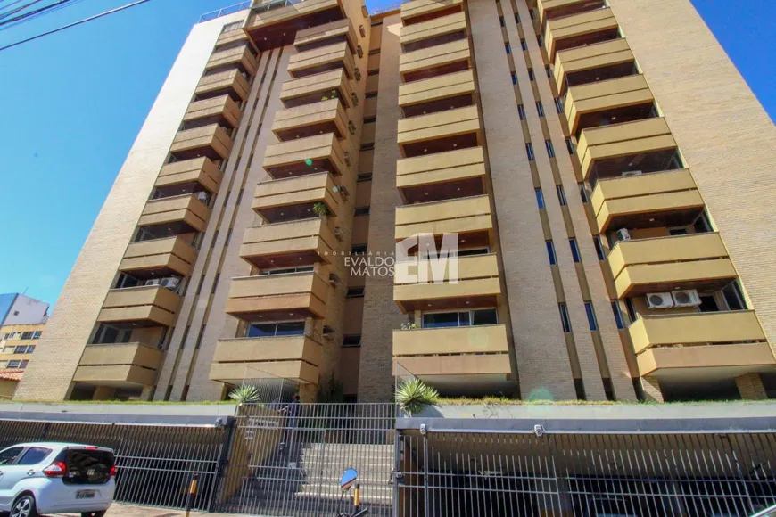 Foto 1 de Apartamento com 3 Quartos para alugar, 139m² em Centro, Teresina