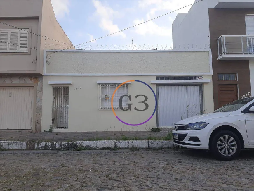 Foto 1 de Casa com 2 Quartos à venda, 79m² em Centro, Pelotas