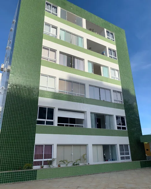 Foto 1 de Apartamento com 2 Quartos à venda, 68m² em Jardim Aeroporto, Lauro de Freitas