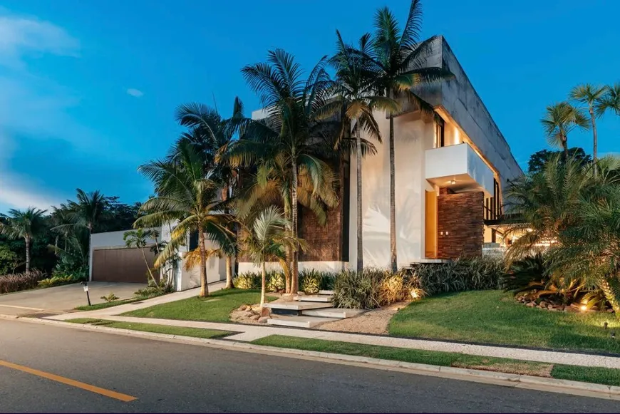 Foto 1 de Casa de Condomínio com 4 Quartos à venda, 500m² em Jardins Munique, Goiânia