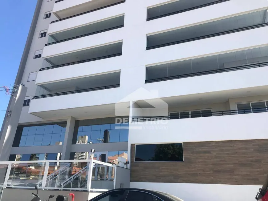 Foto 1 de Apartamento com 3 Quartos à venda, 142m² em Vila Jaboticabeira, Taubaté