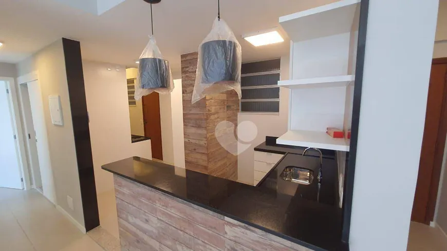 Foto 1 de Apartamento com 2 Quartos à venda, 88m² em Centro, Rio de Janeiro