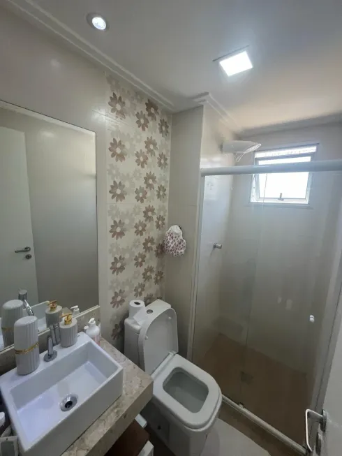 Foto 1 de Apartamento com 2 Quartos para alugar, 68m² em Recreio Ipitanga, Lauro de Freitas