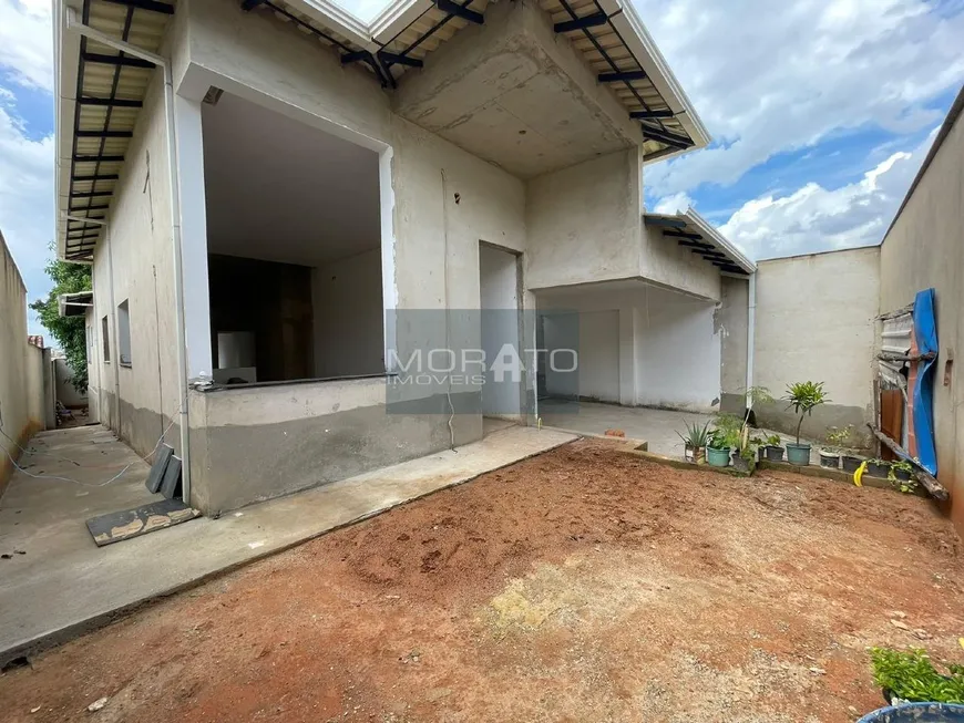 Foto 1 de Casa com 3 Quartos à venda, 340m² em Dom Bosco, Belo Horizonte