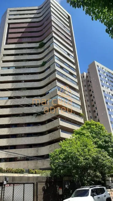 Foto 1 de Apartamento com 5 Quartos à venda, 300m² em Jaqueira, Recife