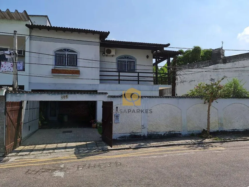 Foto 1 de Casa com 3 Quartos à venda, 176m² em Taquara, Rio de Janeiro