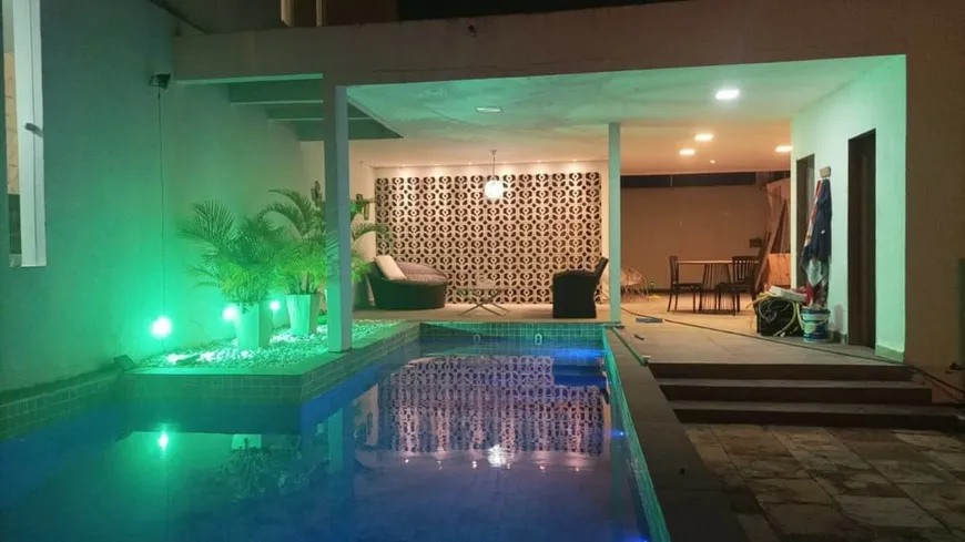 Foto 1 de Casa com 6 Quartos à venda, 600m² em ALTO DO MOURA, Caruaru