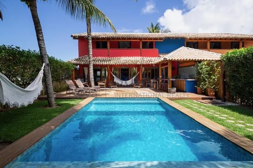 Foto 1 de Casa de Condomínio com 6 Quartos à venda, 350m² em Caraíva, Porto Seguro