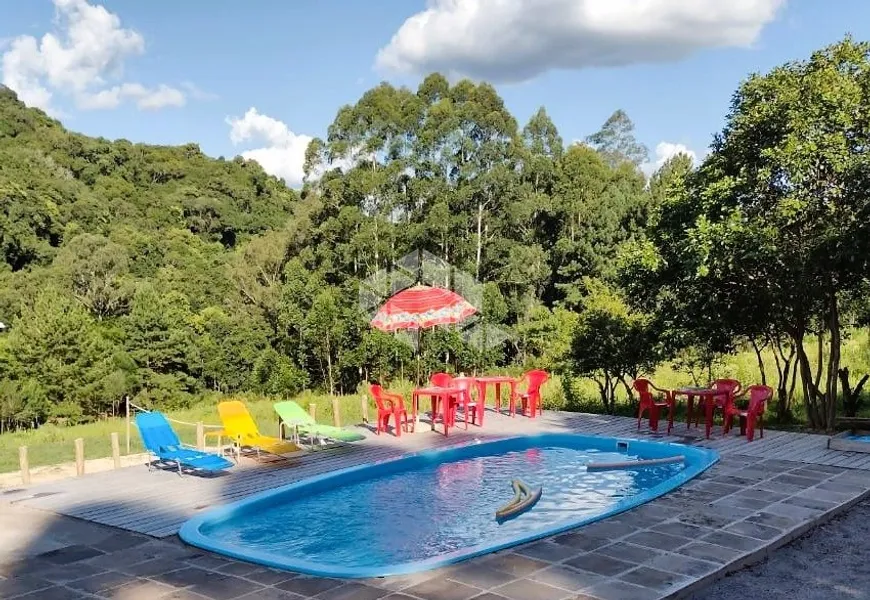 Foto 1 de Fazenda/Sítio com 3 Quartos à venda, 150m² em Nossa Senhora da Conceicao, Caxias do Sul