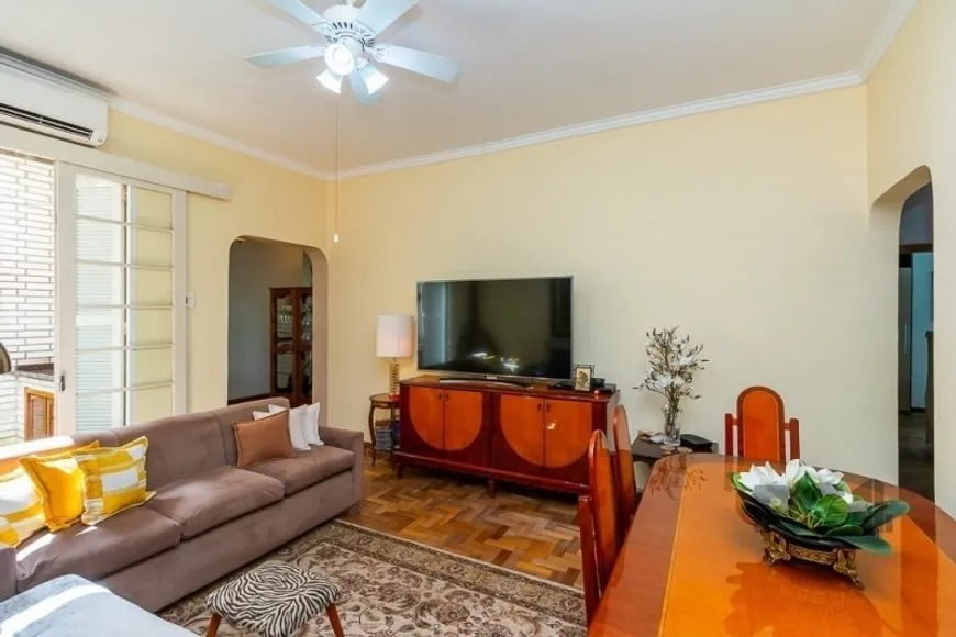 Foto 1 de Apartamento com 3 Quartos à venda, 134m² em Menino Deus, Porto Alegre