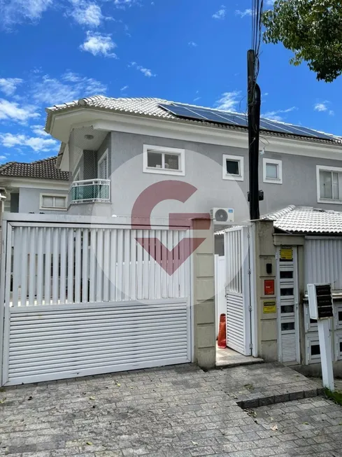 Foto 1 de Casa de Condomínio com 4 Quartos à venda, 200m² em Freguesia- Jacarepaguá, Rio de Janeiro