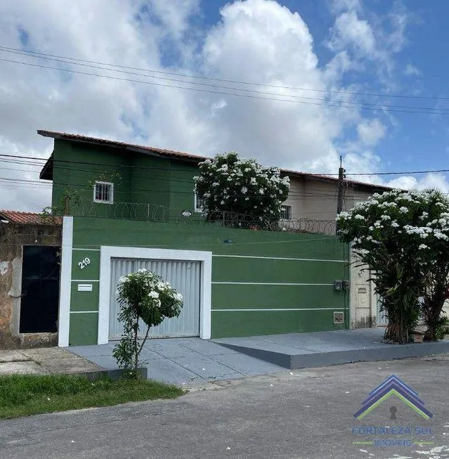 Foto 1 de Casa com 2 Quartos à venda, 120m² em Cidade dos Funcionários, Fortaleza