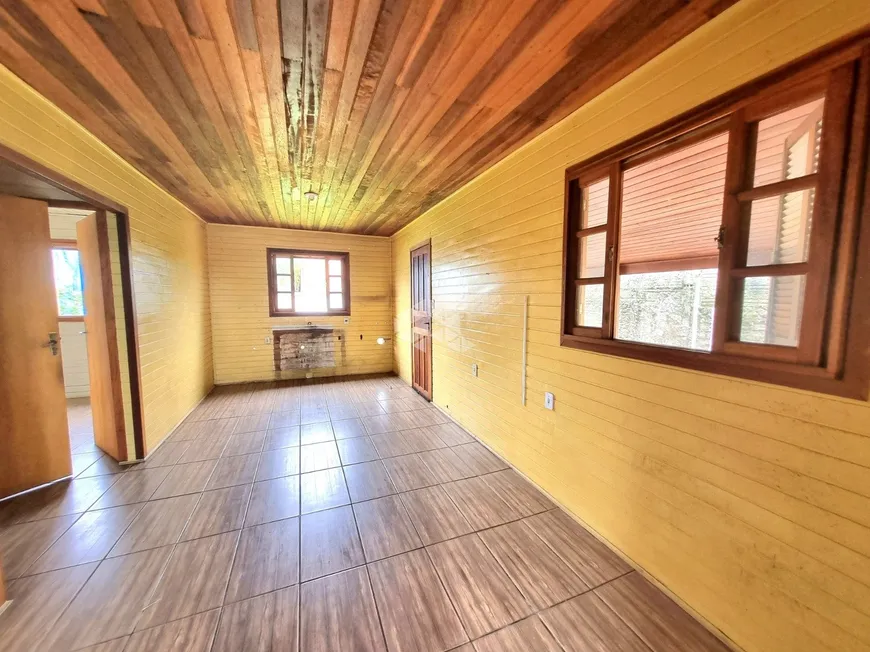 Foto 1 de Casa com 2 Quartos à venda, 70m² em Rio Branco, Canoas
