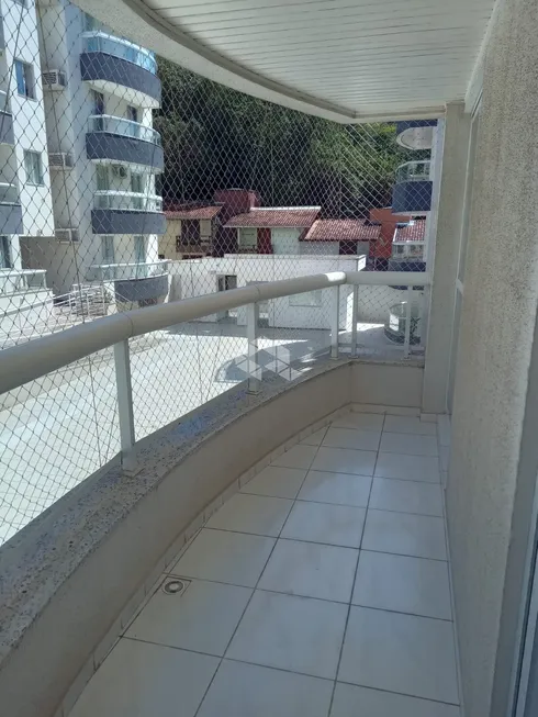 Foto 1 de Apartamento com 3 Quartos à venda, 117m² em Bombas, Bombinhas