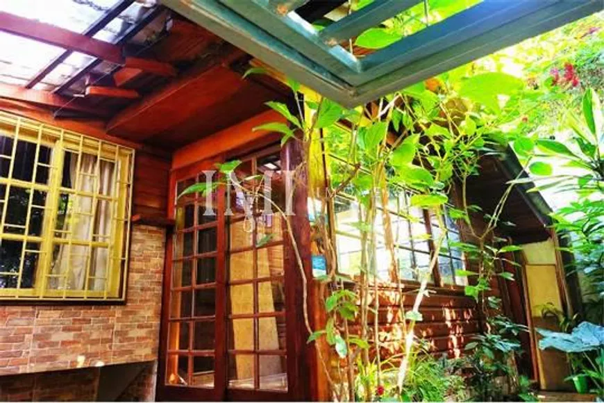 Foto 1 de Casa com 3 Quartos à venda, 165m² em Jardim Santo André, São Paulo