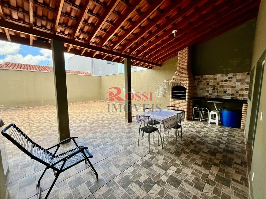 Foto 1 de Sobrado com 3 Quartos à venda, 174m² em Jardim Santa Clara II, Rio Claro