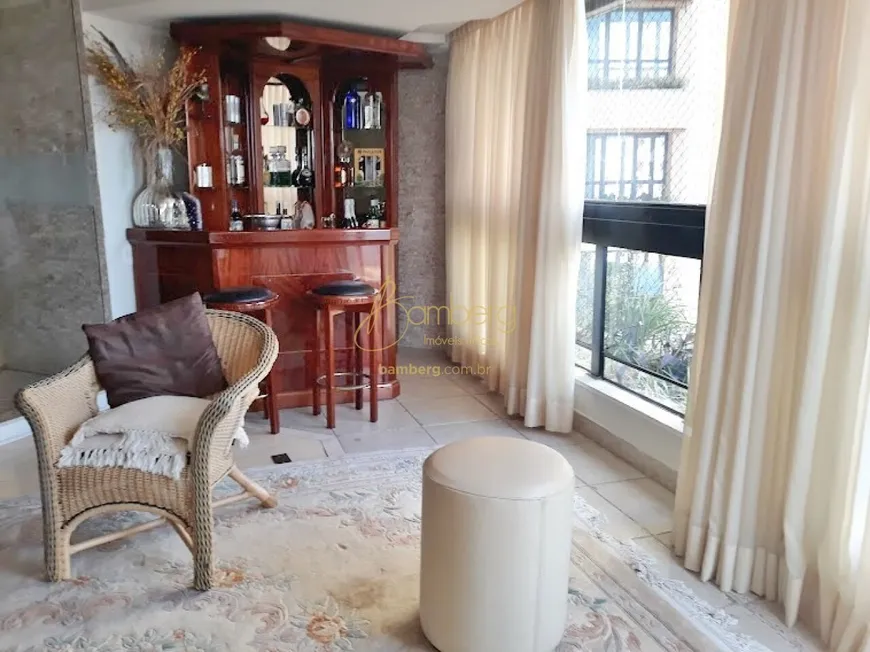 Foto 1 de Apartamento com 4 Quartos à venda, 211m² em Vila Suzana, São Paulo