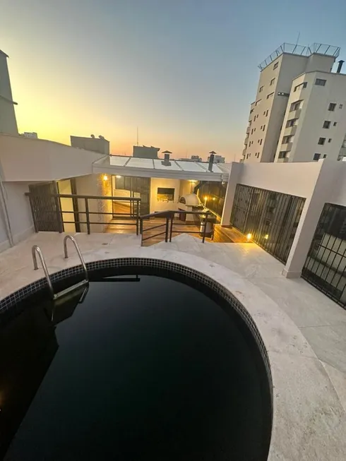 Foto 1 de Cobertura com 4 Quartos para alugar, 280m² em Moema, São Paulo