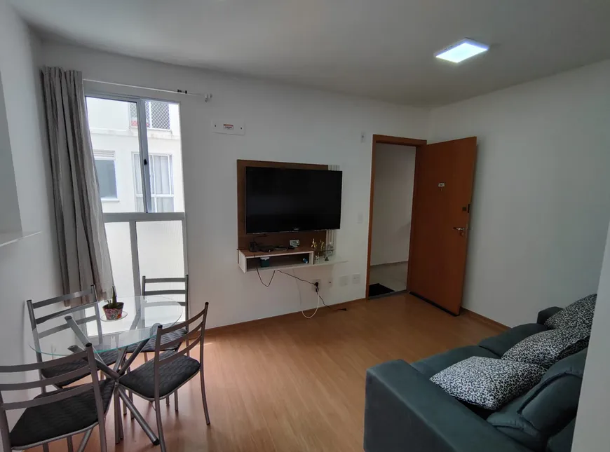 Foto 1 de Apartamento com 2 Quartos para alugar, 42m² em Abrantes, Camaçari