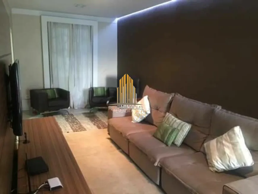 Foto 1 de Sobrado com 4 Quartos à venda, 220m² em Vila Romana, São Paulo