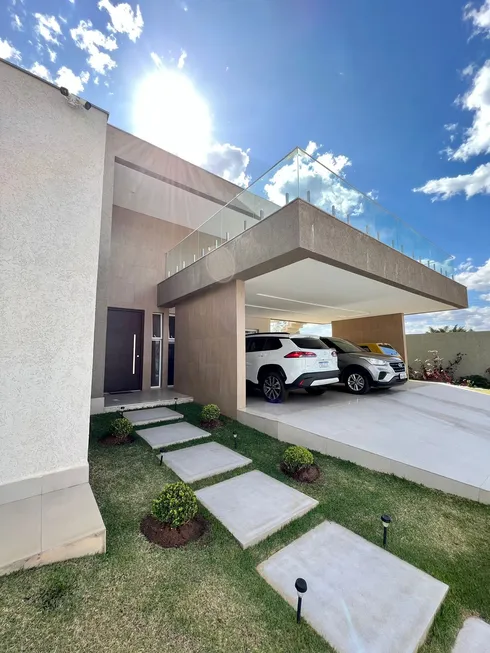 Foto 1 de Casa de Condomínio com 3 Quartos à venda, 400m² em Setor Habitacional Jardim Botânico, Brasília