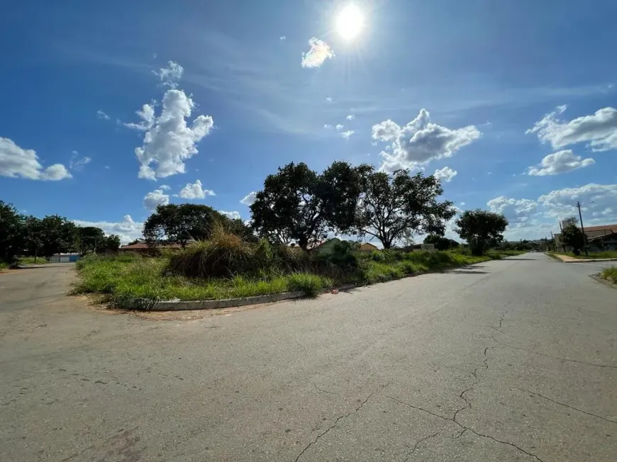 Foto 1 de Lote/Terreno à venda, 2385m² em Vila Oliveira, Aparecida de Goiânia