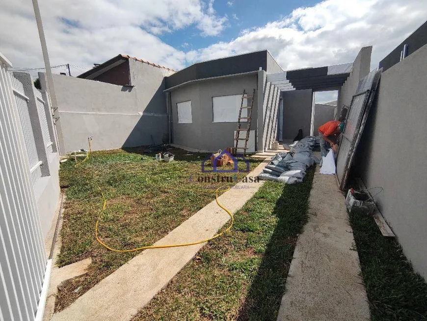 Foto 1 de Casa com 2 Quartos à venda, 47m² em Costeira, Araucária