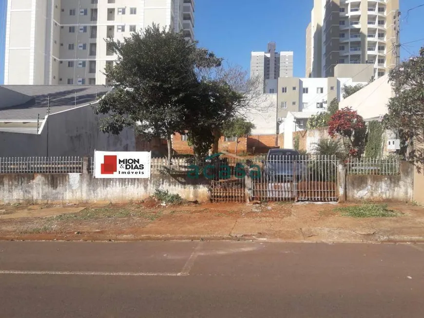 Foto 1 de Lote/Terreno à venda, 570m² em Cancelli, Cascavel