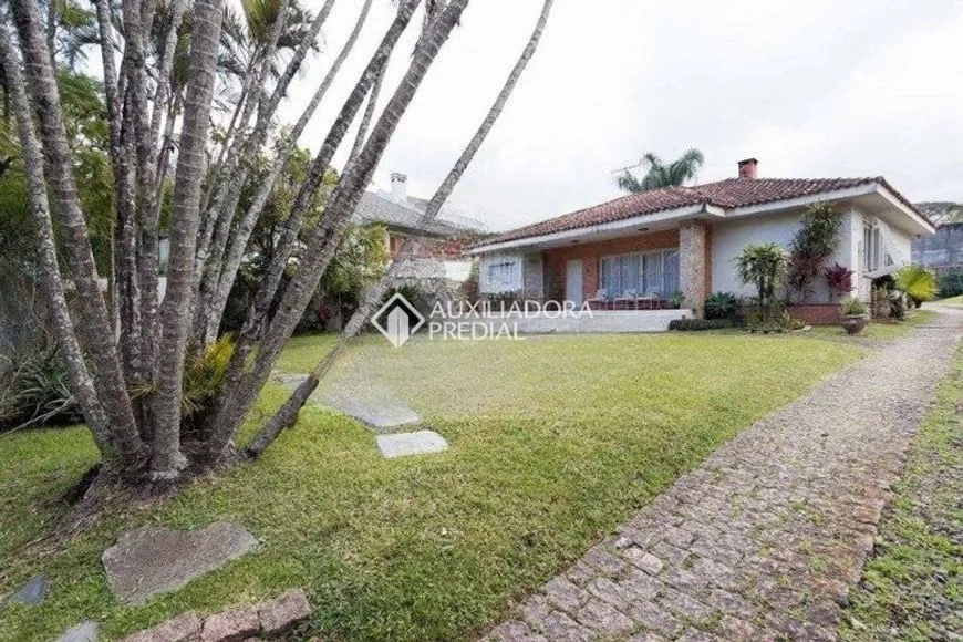 Foto 1 de Casa com 3 Quartos à venda, 220m² em Jardim Isabel, Porto Alegre