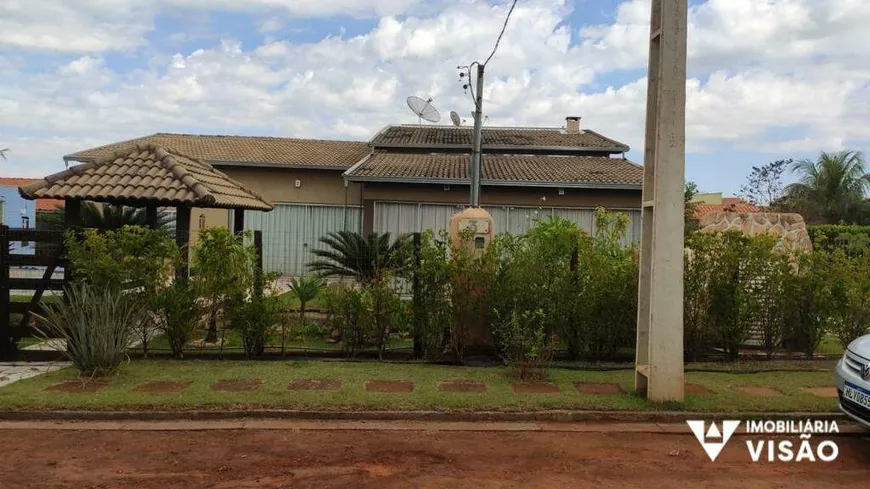 Foto 1 de Fazenda/Sítio com 4 Quartos à venda, 100m² em Vila Sao Cristovao, Uberaba
