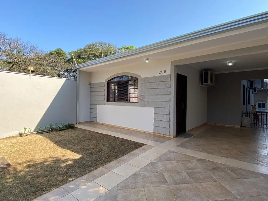 Foto 1 de Casa com 3 Quartos à venda, 149m² em Vila Emília, Maringá