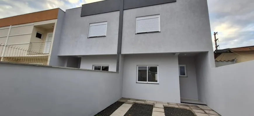 Foto 1 de Casa com 2 Quartos à venda, 74m² em Fátima, Canoas