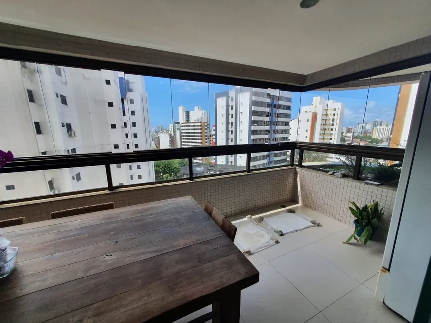 Foto 1 de Apartamento com 3 Quartos à venda, 155m² em Caminho Das Árvores, Salvador