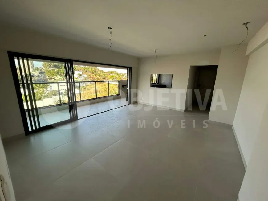 Foto 1 de Apartamento com 3 Quartos à venda, 127m² em Morada da Colina, Uberlândia