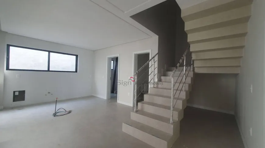 Foto 1 de Casa com 3 Quartos à venda, 215m² em Joao Paulo, Florianópolis