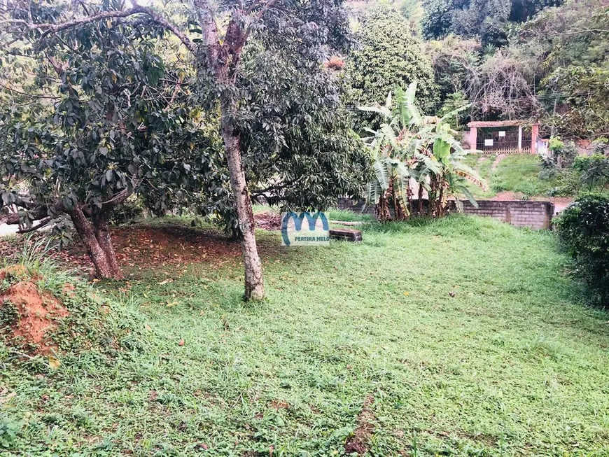 Foto 1 de Lote/Terreno à venda, 2000m² em Várzea das Moças, São Gonçalo