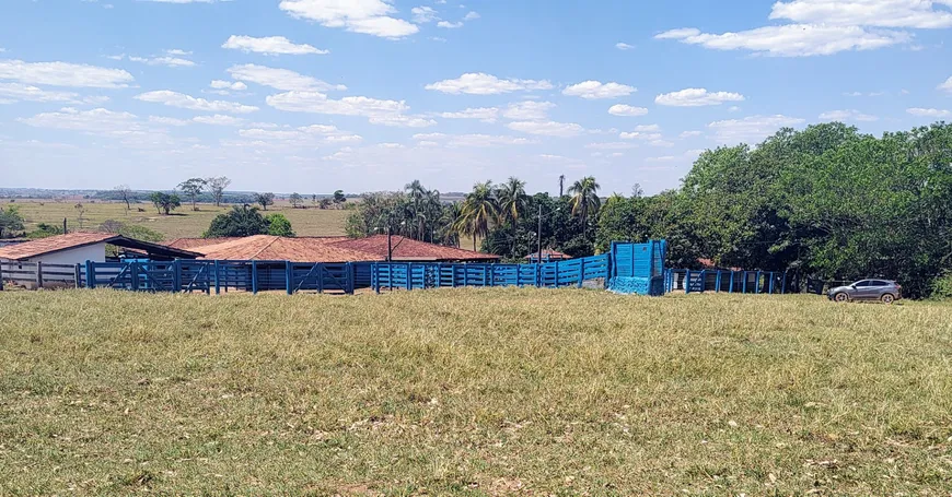 Foto 1 de Fazenda/Sítio com 3 Quartos à venda, 500m² em Zona Rural, Guapó