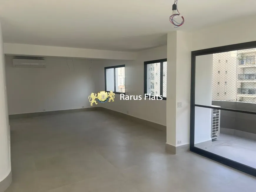 Foto 1 de Apartamento com 3 Quartos à venda, 209m² em Perdizes, São Paulo