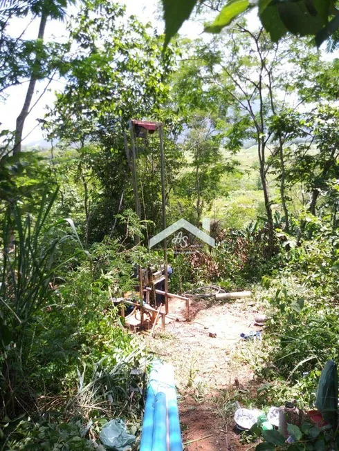 Foto 1 de Lote/Terreno à venda, 600m² em Jardim Patricia, Rio das Ostras