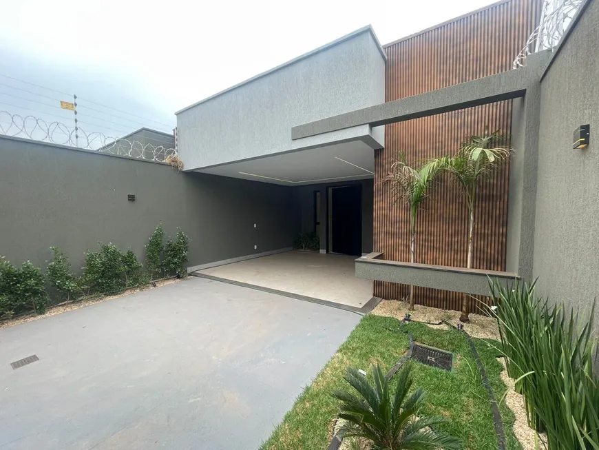 Foto 1 de Casa com 3 Quartos à venda, 147m² em Jardim Atlântico, Goiânia