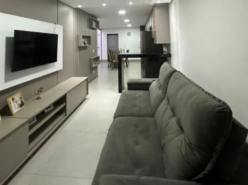 Foto 1 de Casa de Condomínio com 3 Quartos à venda, 95m² em Grand Ville, Uberlândia