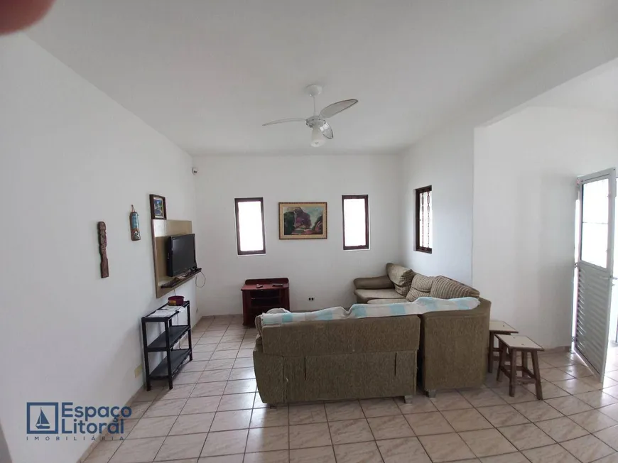 Foto 1 de Casa com 2 Quartos à venda, 90m² em Martim de Sa, Caraguatatuba