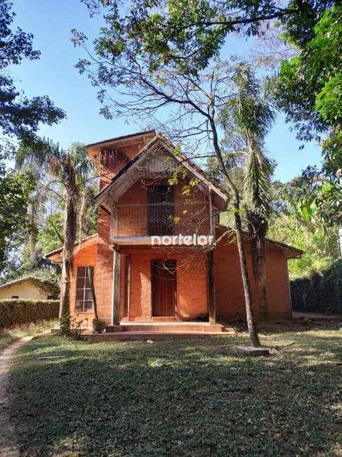 Foto 1 de Casa com 2 Quartos à venda, 200m² em Mantiqueira, Mairiporã