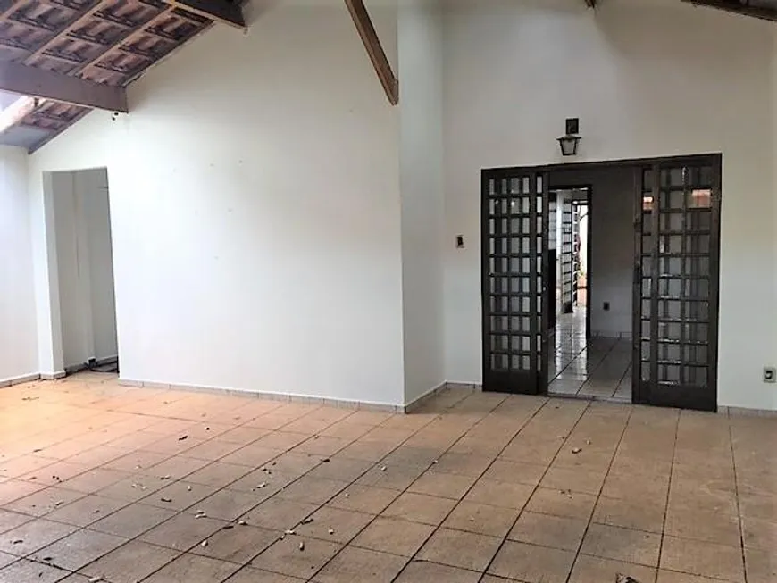 Foto 1 de Casa com 2 Quartos para alugar, 114m² em Parque dos Flamboyans, Ribeirão Preto