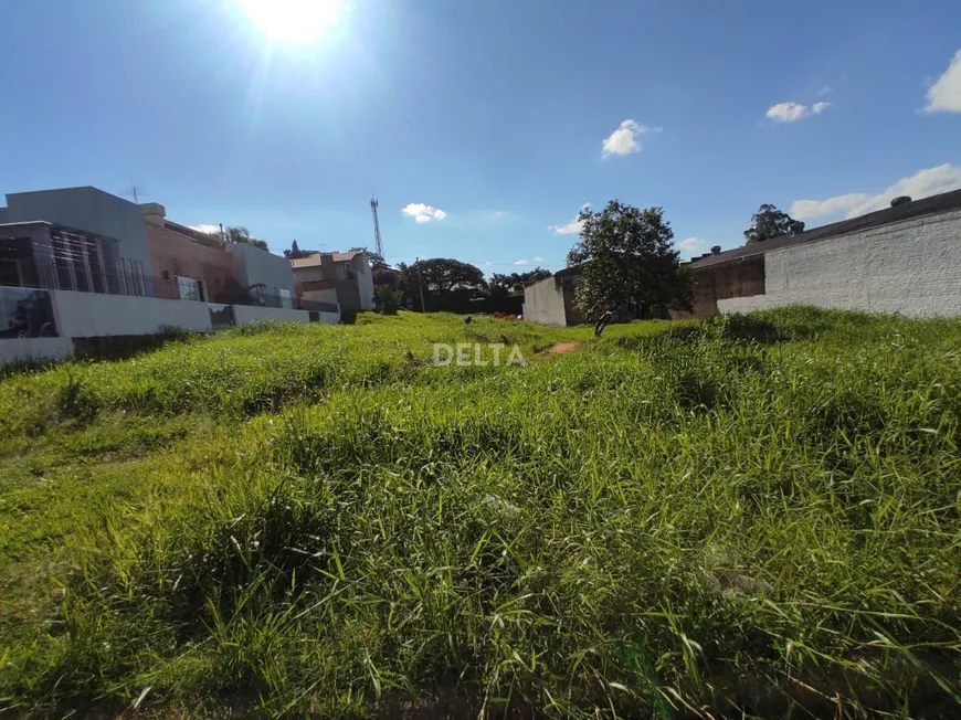 Foto 1 de Lote/Terreno à venda, 704m² em Vila Nova, Novo Hamburgo