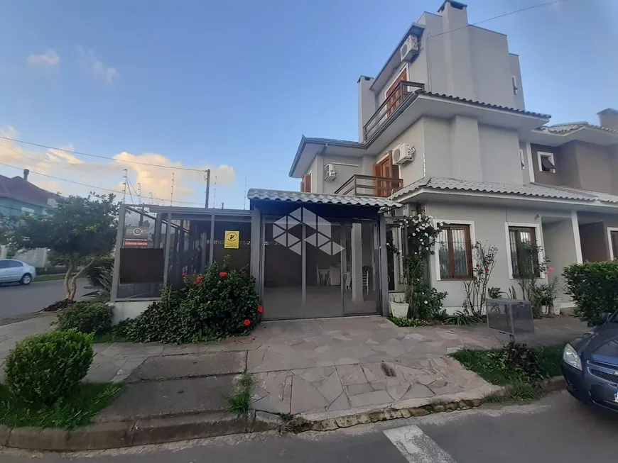 Foto 1 de Casa com 3 Quartos à venda, 101m² em Hípica, Porto Alegre